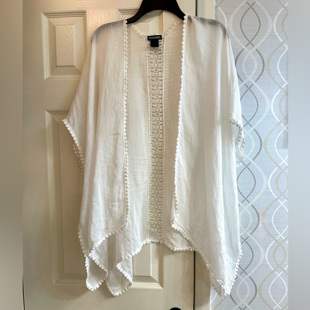 Steve Madden White Lace-Detail Open Front Top